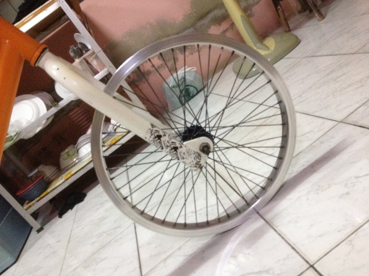 ขายจักรยานGTแท้ ของให้หมดเลยตามรูป 1โครงตีตราGTสภาพOK 2คอGTพร้อมแหนกับปลอกมือ 3ชุดจานGT 4ล้อดุมใหญ่วงล้อมิเนียม1คู่ เอาไปปั้นต่อคับ ราคา3500บาท โทร0924462525โส กทม ขายจักรยานGTแท้ ของให้หมดเลยตามรูป 1โครงตีตราGTสภาพOK 2คอGTพร้อมแหนกับปลอกมือ 3ชุดจานGT 4ล้อดุมใหญ่วงล้อมิเนียม1คู่ เอาไปปั้นต่อคับ ราคา3500บาท โทร0924462525โส กทม