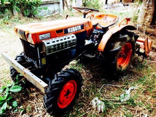 รถไถเล็กkubota B7000สองเพลา22แรงม้า