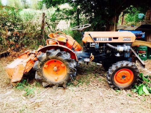 รถไถเล็กkubota B7000สองเพลา22แรงม้า