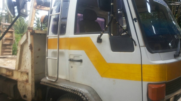 ขายด่วนครับ เทรลเลอร์ บรรทุกแม็ค ROCK175 สภาพพร้อมใช้ครับ