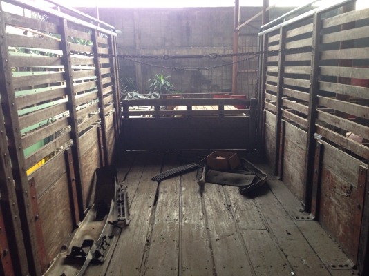 ขาย กระบะไม้ ยาว 7 เมตร ถอดลงจากอีซูซุ ร็อคกี้ 10 ล้อ