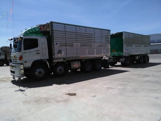 ขายดาวน์รถ 24 ล้อพ่วงแม่ลูกดัมพ์  HINO MEGA 344 แรงม้า ลูกพ่วง 3 เพลาคอกเกษตร ขายดาวน์ 1100000