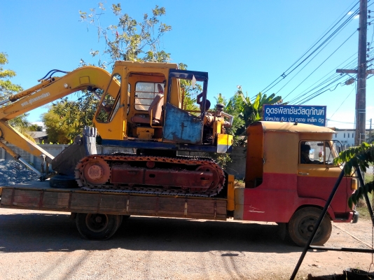 ขายแบคโฮครับ PC80 รุ่น2 ด่วนครับ..ลดส่งท้ายปีเก่าครับ 225,000 บาท ขอบคุณในความไว้วางใจครับ