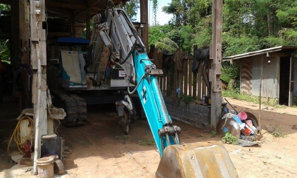 KOMUTSU PC 75 UU เก่านอก เอกสารใบอินวอยซ์ KOMUTSU PC 75 UU เก่านอก เอกสารใบอินวอยซ์