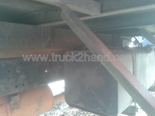 รถบรรทุก 6 ล้อ ตู้แห้ง ยี่ห้อ ISUZU  NPR 120 แรงม้า