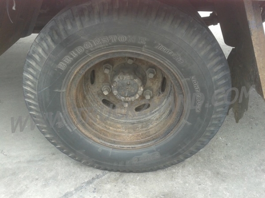 รถบรรทุก 6 ล้อ ตู้แห้ง ยี่ห้อ ISUZU  NPR 120 แรงม้า