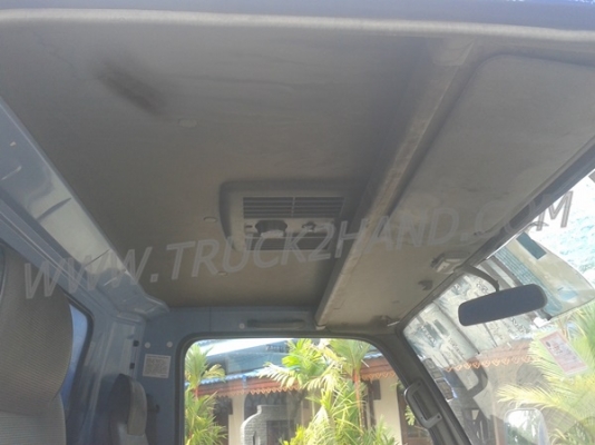 รถบรรทุก 6 ล้อ ตู้แห้ง ยี่ห้อ ISUZU  NPR 120 แรงม้า