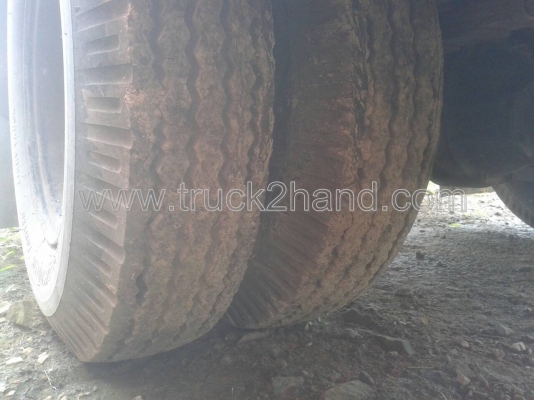 รถบรรทุก 6 ล้อ ตู้แห้ง ยี่ห้อ ISUZU  NPR 120 แรงม้า