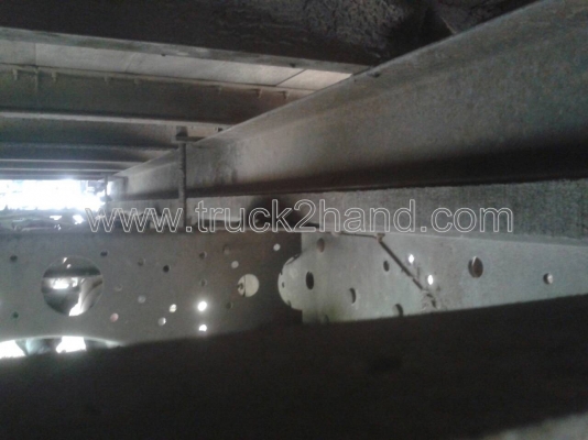 รถบรรทุก 6 ล้อ ตู้แห้ง ยี่ห้อ ISUZU  NPR 120 แรงม้า