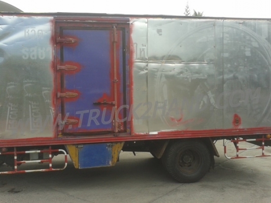 รถบรรทุก 6 ล้อ ตู้แห้ง ยี่ห้อ ISUZU  NPR 120 แรงม้า