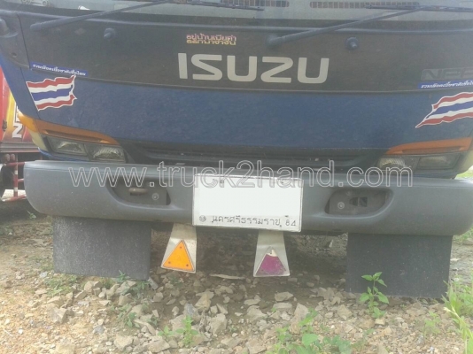รถบรรทุก 6 ล้อ ตู้แห้ง ยี่ห้อ ISUZU  NPR 120 แรงม้า