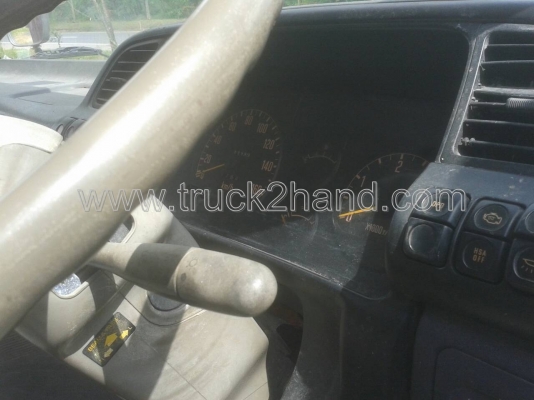 รถบรรทุก 6 ล้อ ตู้แห้ง ยี่ห้อ ISUZU  NPR 120 แรงม้า