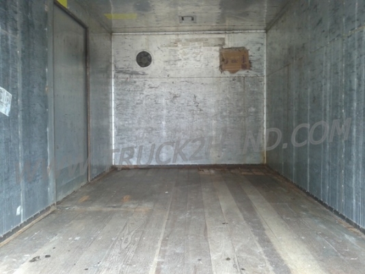 รถบรรทุก 6 ล้อ ตู้แห้ง ยี่ห้อ ISUZU  NPR 120 แรงม้า