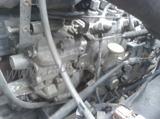 รถบรรทุก 6 ล้อ ตู้แห้ง ยี่ห้อ ISUZU  NPR 120 แรงม้า