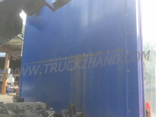รถบรรทุก 6 ล้อ ตู้แห้ง ยี่ห้อ ISUZU  NPR 120 แรงม้า