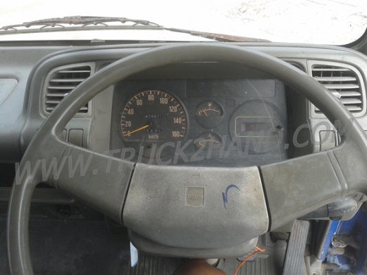 รถบรรทุก 6 ล้อ ตู้แห้ง ยี่ห้อ ISUZU  NPR 120 แรงม้า