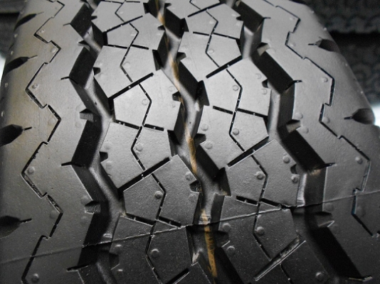 ขายล้อแม็ก Mitsu Triton ขอบ 15(5/114.3)พร้อมยาง Bridgestone ป้ายแดงปี 14 /เทิร์นได้ ใส่ฟรี ส่งฟรึค่ะ