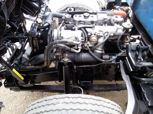 4 ล้อบรรทุก  *ไม่ติดเวลา*  ISUZU  *Euro.2*  NKR 100 แรงม้า+Turbo+Inter  *ยาว 3.20 ม.* รถสวยจริง * รถห้างแท้ * มีเล่มพร้อมโอน *