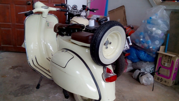 ขายเวสป้า 64