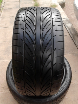 255/35R18 HANKOOK VENTUS V12 EVO ปี2012 ( ไม่มีปะ ) มี 2 เส้น TEL.081-427-3941 255/35R18 HANKOOK VENTUS V12 EVO ปี2012 ( ไม่มีปะ ) มี 2 เส้น TEL.081-427-3941