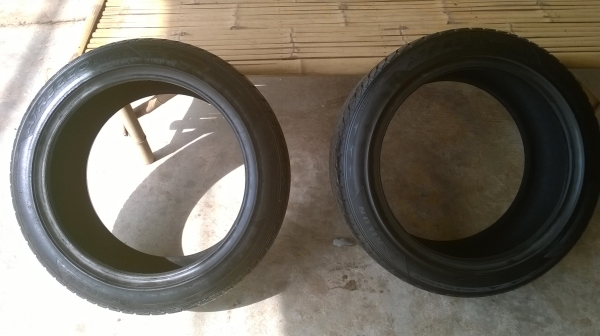 ขายยางขอบ 18 สภาพสวย 245/45/18 ปี 13 สองเส้น ขายยางขอบ 18 สภาพสวย 245/45/18 ปี 13 สองเส้น