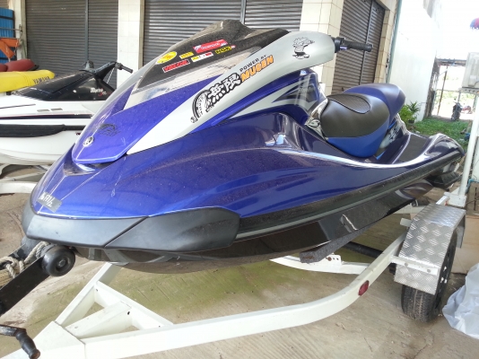 เจ็ตสกี Yamaha Wave Runner พร้อมเทรลเลอร์ลาก