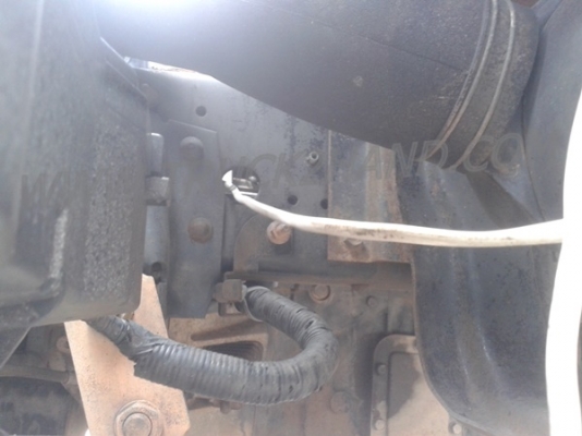 รถบรรทุก 6 ล้อ ตู้แห้ง ยี่ห้อ ISUZU  NPR 120 แรงม้า