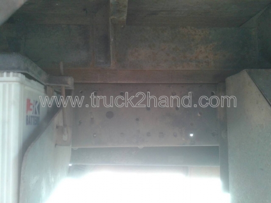 รถบรรทุก 6 ล้อ ตู้แห้ง ยี่ห้อ ISUZU  NPR 120 แรงม้า