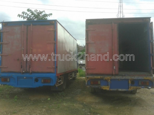 รถบรรทุก 6 ล้อ ตู้แห้ง ยี่ห้อ ISUZU  NPR 120 แรงม้า