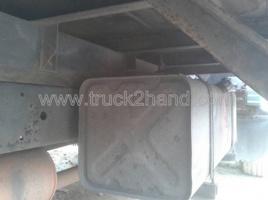 รถบรรทุก 6 ล้อ ตู้แห้ง ยี่ห้อ ISUZU  NPR 120 แรงม้า