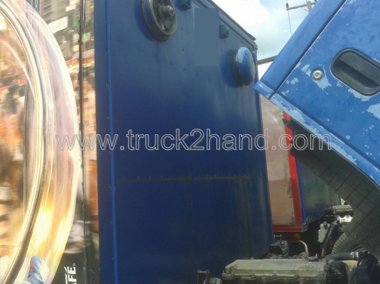 รถบรรทุก 6 ล้อ ตู้แห้ง ยี่ห้อ ISUZU  NPR 120 แรงม้า