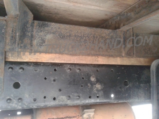 รถบรรทุก 6 ล้อ ตู้แห้ง ยี่ห้อ ISUZU  NPR 120 แรงม้า