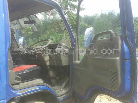 รถบรรทุก 6 ล้อ ตู้แห้ง ยี่ห้อ ISUZU  NPR 120 แรงม้า