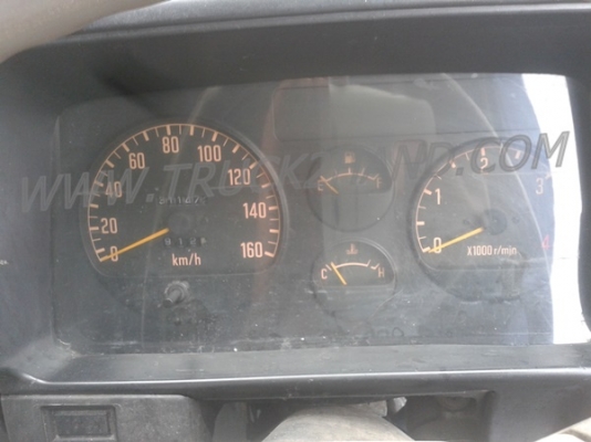 รถบรรทุก 6 ล้อ ตู้แห้ง ยี่ห้อ ISUZU  NPR 120 แรงม้า