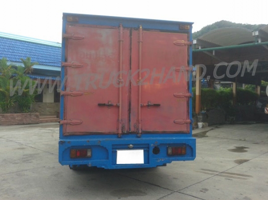 รถบรรทุก 6 ล้อ ตู้แห้ง ยี่ห้อ ISUZU  NPR 120 แรงม้า