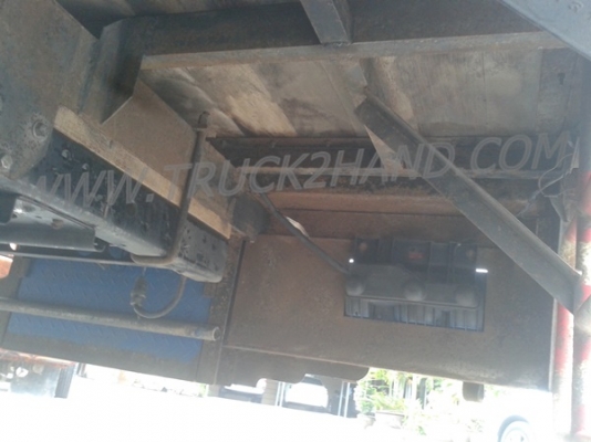 รถบรรทุก 6 ล้อ ตู้แห้ง ยี่ห้อ ISUZU  NPR 120 แรงม้า