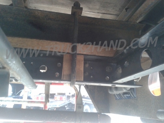 รถบรรทุก 6 ล้อ ตู้แห้ง ยี่ห้อ ISUZU  NPR 120 แรงม้า