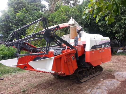 ขายรถเกี่ยวข้าว 68G พร้อมใช้!!!