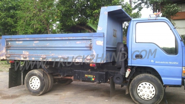 รถบรรทุก 6 ล้อดัมพ์ ISUZU NQR ปีจดทะเบียน 2548 รถบรรทุก 6 ล้อดัมพ์ ISUZU NQR ปีจดทะเบียน 2548