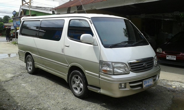 ขายโตโยต้าแกรนวากอน ปี2003 ขายถุก 198000