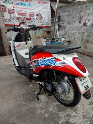 Scoopy i รถปลายปี55 สวยๆหัวฉีดประหยัดน้ำมัน ราคาเบาๆเลยครับ