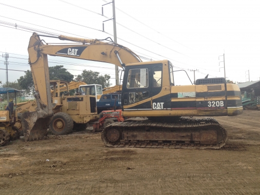 ขายCAT 320B รถพร้อมใช้งานค่ะ