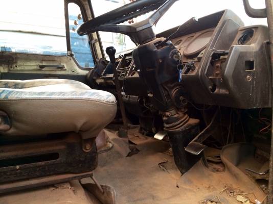 Hino FL 17 เครื่อง EH 700 รถสวยราคาน่าฟัง