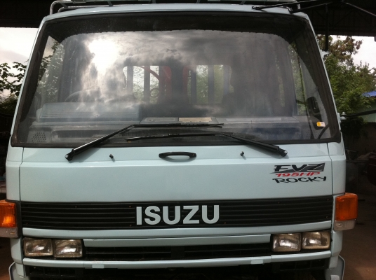 ISUZU FRR เทรน UNIC-3.5 T เครื่อง 6HE1-195 แรงม้า เบรกทิฟฟี่ เกียร์ตาราง ปั้มรุ่นใหม่ ยาง 825-20 สภาพพร้อมใช้ ยางเต็ม ทะเบียนพร้อมโอน
