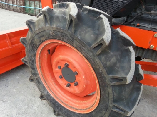 คูโบต้า L4508DI 4 WD ใบมีดดันหน้าใหม่รถสภาพดีมากครับ