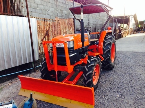 คูโบต้า L4508DI 4 WD ใบมีดดันหน้าใหม่รถสภาพดีมากครับ