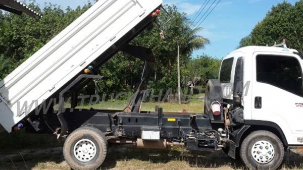 รถบรรทุก 6 ล้อดัมพ์ ISUZU รุ่น FRR 210 แรงม้า เลขไมล์ 37,127 กิโลเมตร รถบรรทุก 6 ล้อดัมพ์ ISUZU รุ่น FRR 210 แรงม้า เลขไมล์ 37,127 กิโลเมตร