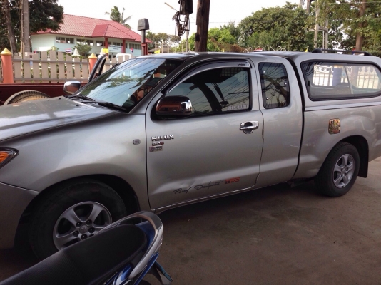 ต้องการขายรถกระบะ vigo หลังคาแครี่บอย ปี 2006