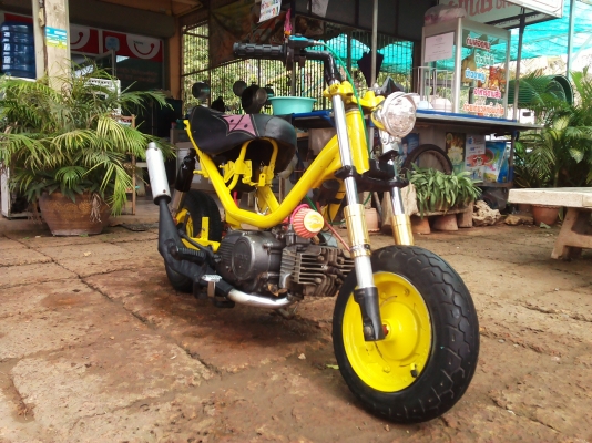 ขายชิปปี้ เครื่องRc100 เครื่องฟิตใหม่ สีทำใหม่ คาบูใหม่ (ไม่มี ท.บ.เเต่ออกใบซื้อขายให้ครับ) เอาไว้ขี่เล่นในหมู่บ้านหรือจ่ายตลาด ค่าตัว 7500 บาทไทย ขายชิปปี้ เครื่องRc100 เครื่องฟิตใหม่ สีทำใหม่ คาบูใหม่ (ไม่มี ท.บ.เเต่ออกใบซื้อขายให้ครับ) เอาไว้ขี่เล่นในหมู่บ้านหรือจ่ายตลาด ค่าตัว 7500 บาทไทย