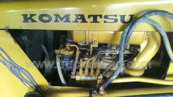 รถแทรคเตอร์ ตีนตะขาบ ยี่ห้อ KOMATSU D2 รุ่น 5 มี2คัน รถแทรคเตอร์ ตีนตะขาบ ยี่ห้อ KOMATSU D2 รุ่น 5 มี2คัน